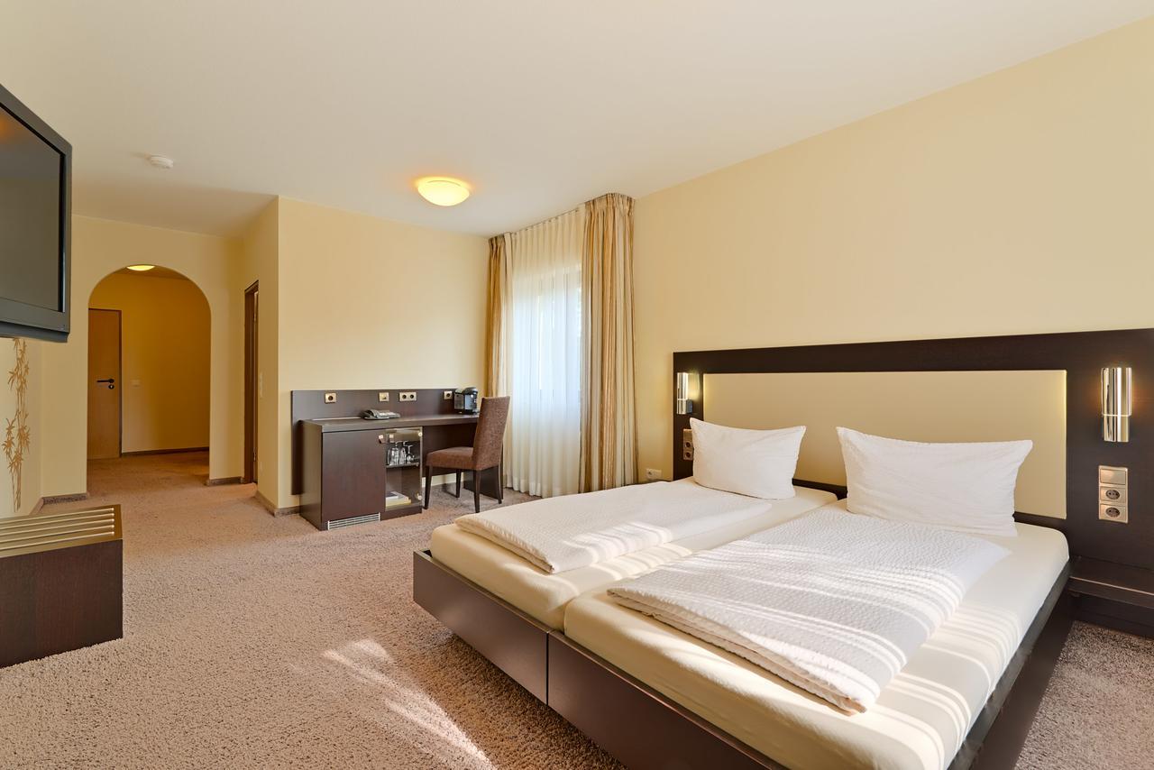 Hotel Restaurant Zur Post Bona Exterior foto